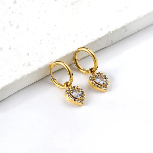 Pendientes de diamantes en forma de corazón