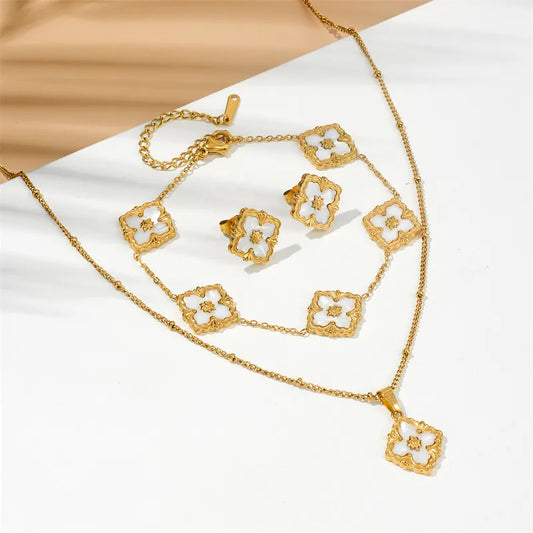 Conjunto de flores Inaya