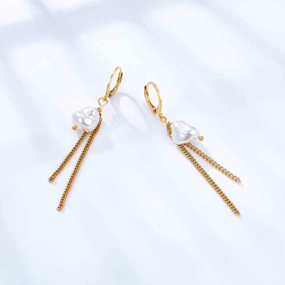 Sylara pearl earrings💧