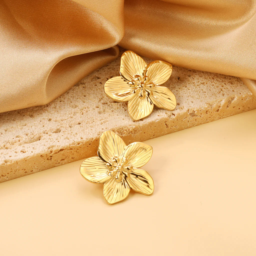 Aretes de flor Sakura