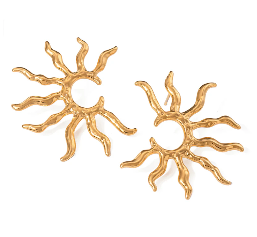 Sunny golden earrings💧