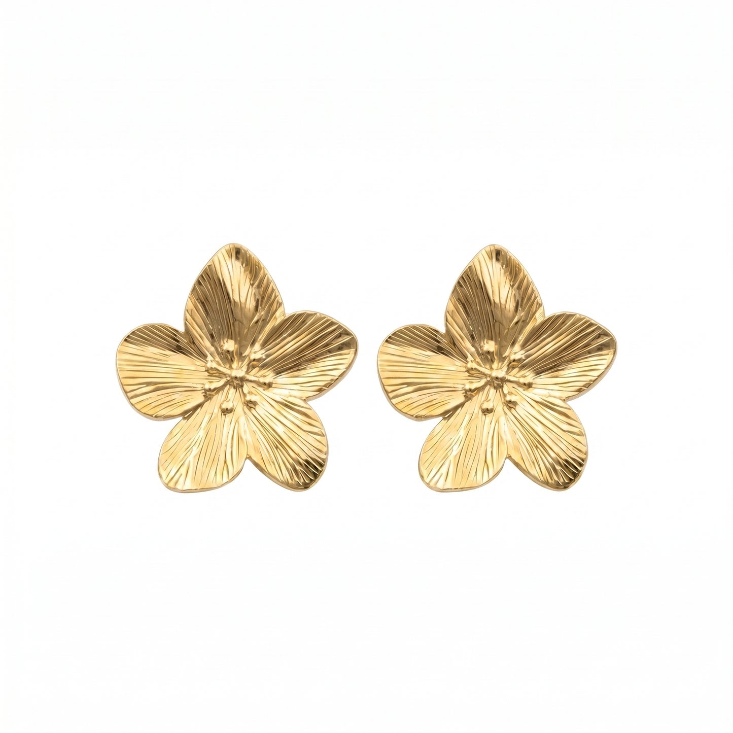 Calyra earrings💧