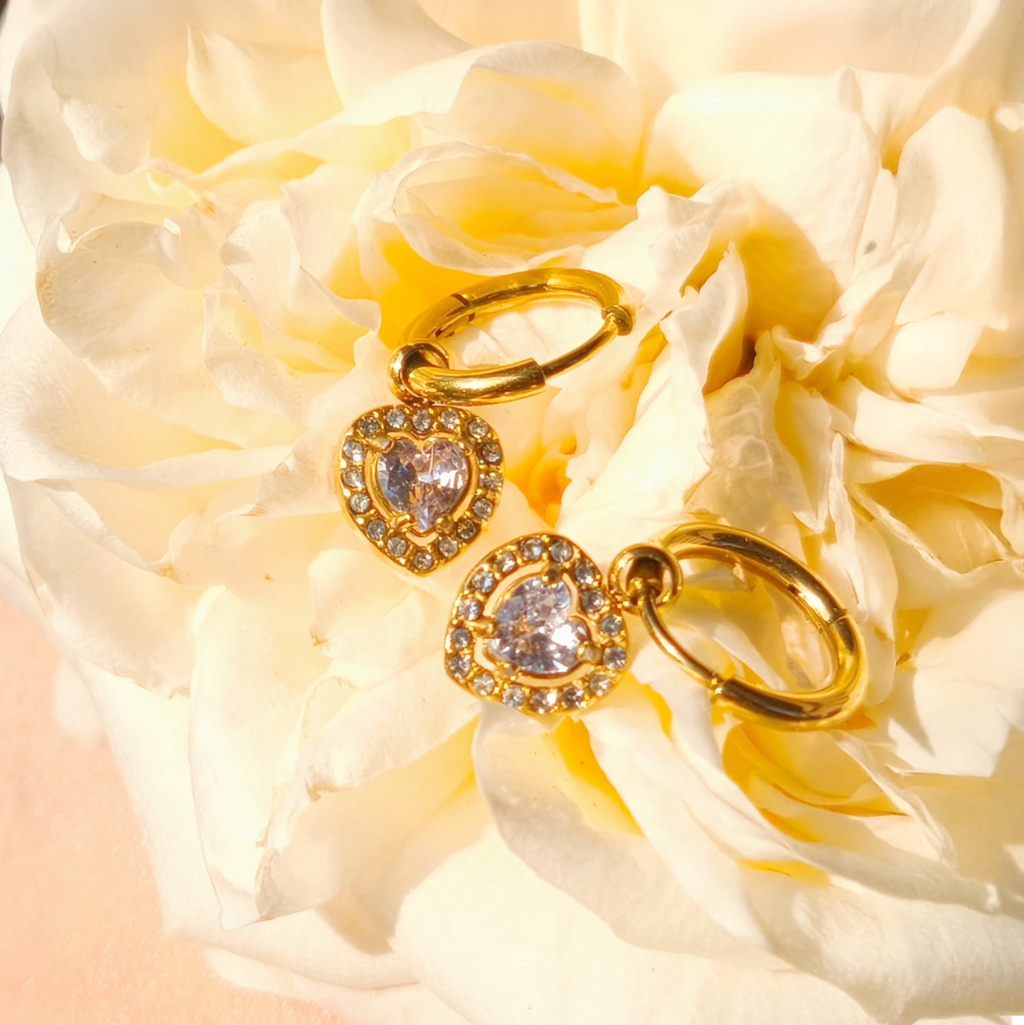 Heart-shaped diamond earrings
