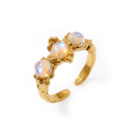Anillo Lyara