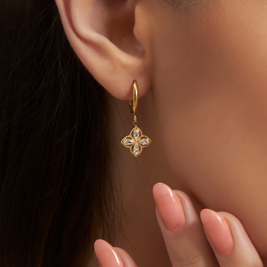 Flower charm golden hoops
