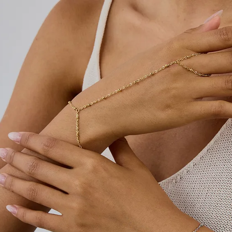 Leah hand chain